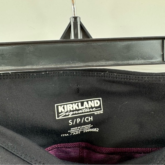 Kirkland Signature Full-Length Leggings – Size Small - Picture 4 of 7